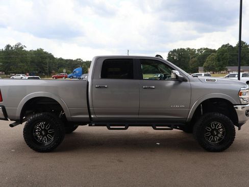 Used 2022 RAM 2500 Laramie AWD/4WD image 4