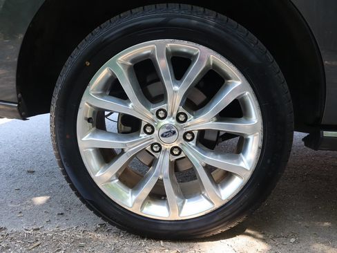 Used 2019 Ford Expedition Platinum AWD/4WD image 45