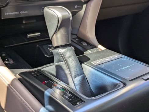 Certified 2023 Lexus GX 460 Premium image 14