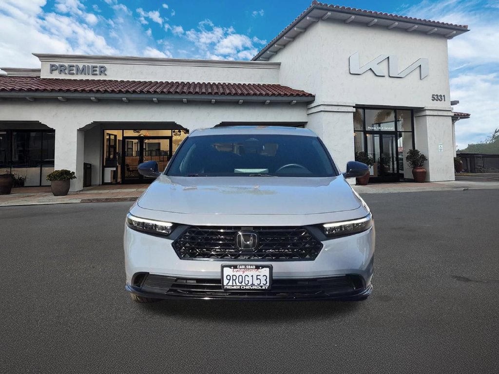 Used 2025 Honda Accord Sport image 3