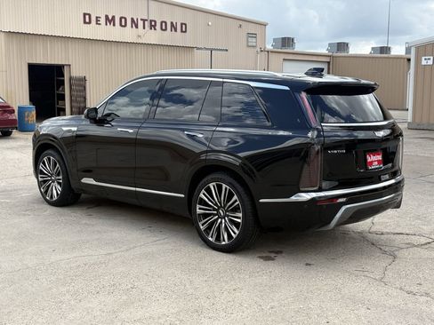 Used 2026 Cadillac Vistiq Premium Luxury AWD/4WD image 7