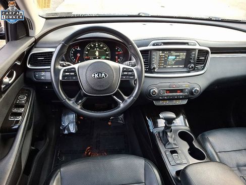 Used 2019 Kia Sorento EX image 12