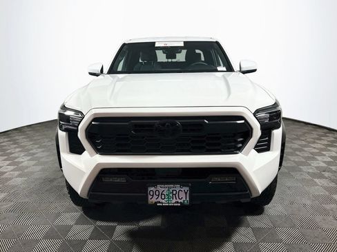 Certified 2026 Toyota Tacoma TRD Off-Road AWD/4WD image 2