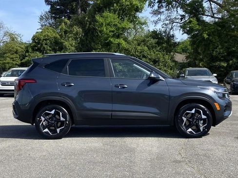 New 2026 Kia Seltos S AWD/4WD image 2
