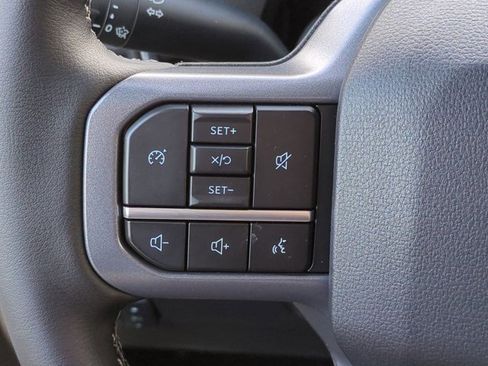 New 2026 Ford F250 Lariat w/ Black Appearance Package image 25