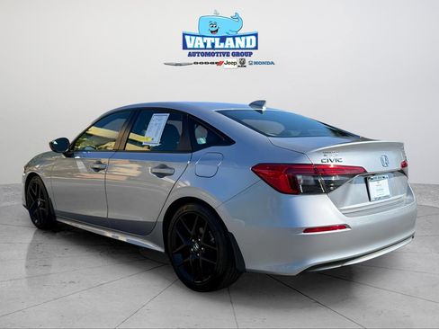 Certified 2024 Honda Civic Sport image 3