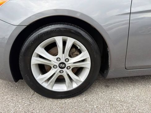 Used 2011 Hyundai Sonata Limited w/ Navigation Pkg 5 FWD image 34