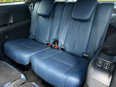 New 2025 Mercedes-Benz GLS 580 4MATIC image 37
