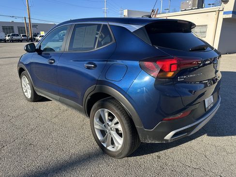Used 2023 Buick Encore GX Preferred w/ Cold Weather Comfort Package image 5