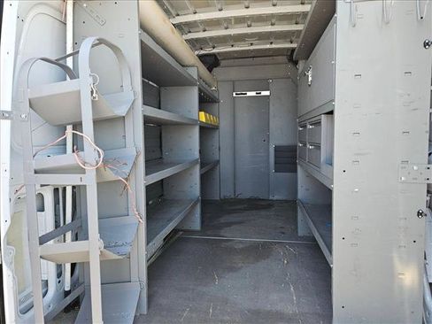 Used 2023 Mercedes-Benz Sprinter 2500 image 6