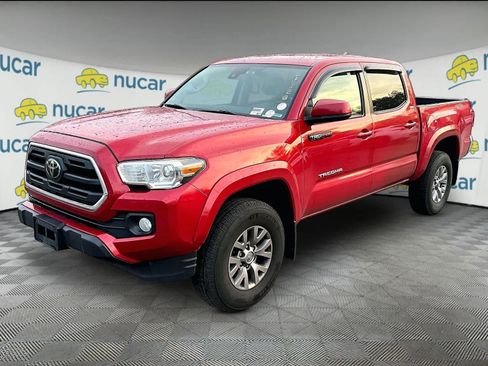 Used 2019 Toyota Tacoma SR5 image 2