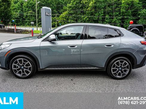 Used 2025 BMW X2 xDrive28i AWD/4WD image 6