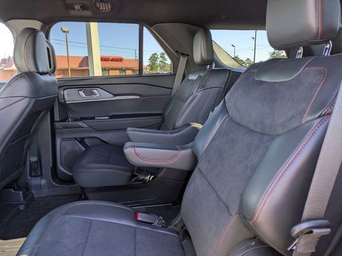 New 2025 Ford Explorer ST image 16