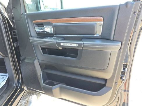 Used 2015 RAM 1500 Laramie w/ Convenience Group AWD/4WD image 21