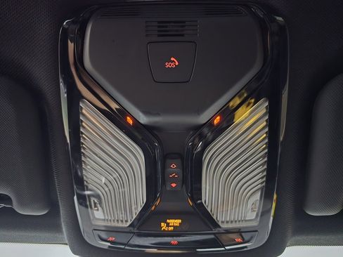 Used 2019 BMW X3 xDrive30i w/ Convenience Package image 19