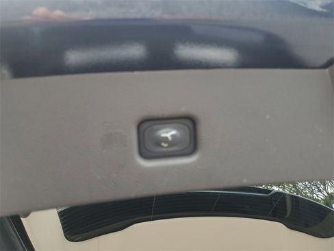 Certified 2022 Lincoln Nautilus Reserve image 7