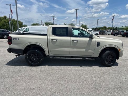 New 2025 Ford Ranger XLT w/ FX4 Off-Road Package image 21