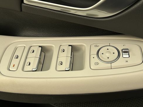 Used 2023 Hyundai Sonata SEL FWD image 12