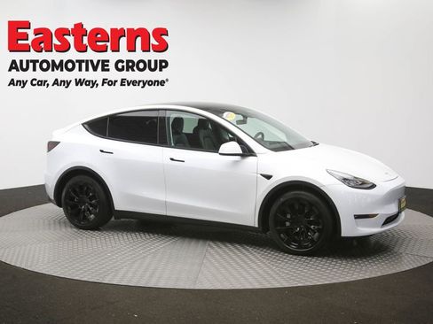 Used 2021 Tesla Model Y Long Range AWD/4WD image 42
