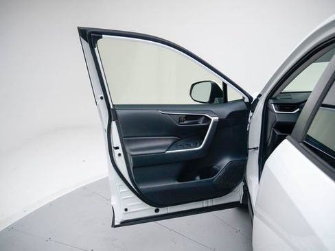 Used 2019 Toyota RAV4 LE w/ All Weather Liner Package AWD/4WD image 14