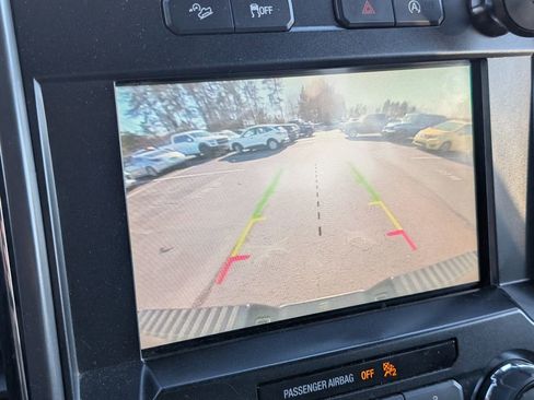 Used 2019 Ford F150 XLT w/ Equipment Group 302A Luxury image 18