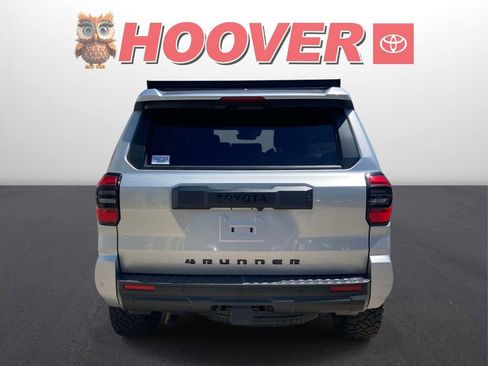 Used 2025 Toyota 4Runner TRD Sport Premium AWD/4WD image 3