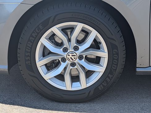 Used 2016 Volkswagen Passat 1.8T R-Line FWD image 15