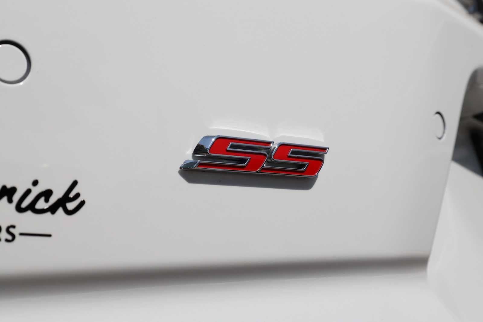 Used 2020 Chevrolet Camaro SS RWD image 50