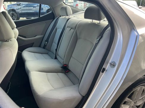 Used 2012 Kia Optima LX w/ Convenience Pkg FWD image 20
