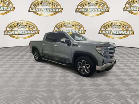 Used 2023 GMC Sierra 1500 SLT w/ SLT Premium Plus Package AWD/4WD image 5
