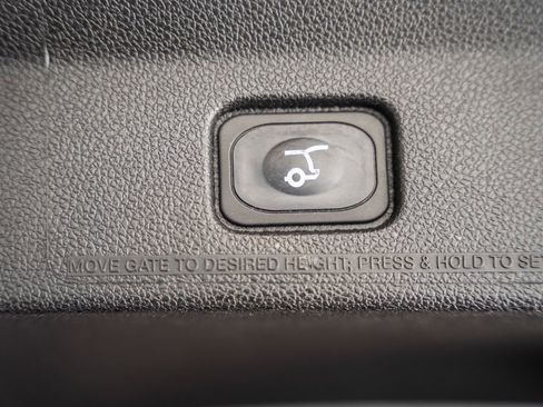 Used 2016 Ford Explorer Limited w/ Equipment Group 301A image 15