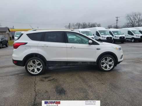 Used 2019 Ford Escape Titanium image 29