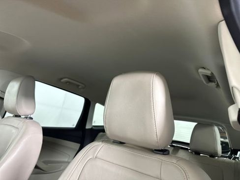 Used 2018 Ford Escape Titanium image 12