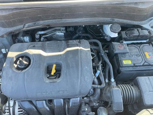 Used 2025 Kia Seltos S image 31