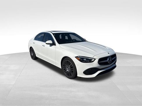 Used 2023 Mercedes-Benz C 300 4MATIC Sedan image 3