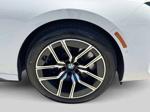 Certified 2025 BMW i7 eDrive50 w/ M Sport Package RWD image 6
