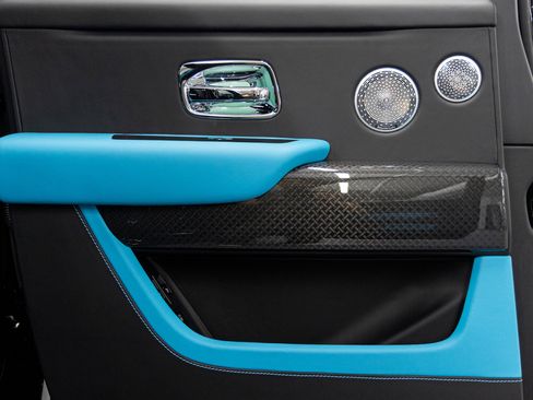 New 2026 Rolls-Royce Cullinan Black Badge image 30