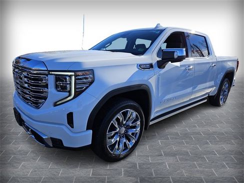 Used 2023 GMC Sierra 1500 Denali image 3