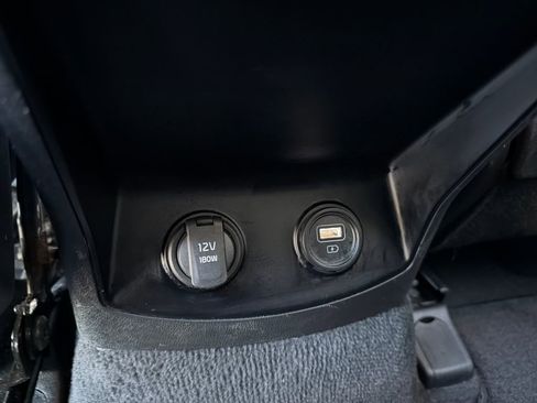 Used 2021 Kia Sorento LX image 36