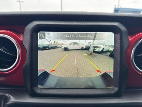 Used 2022 Jeep Gladiator Rubicon w/ Cold Weather Group image 33