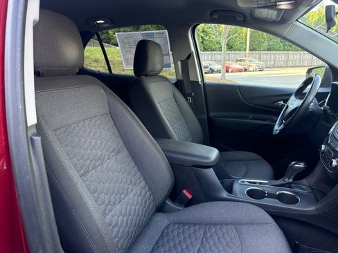 Used 2018 Chevrolet Equinox LT image 46