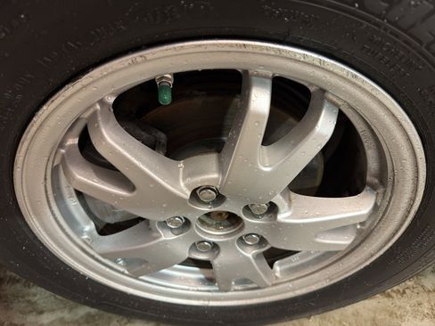 Used 2011 Toyota Prius Three image 32