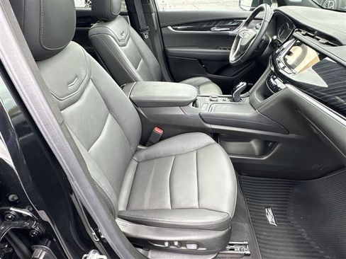 New 2024 Cadillac XT6 Premium Luxury AWD/4WD image 28