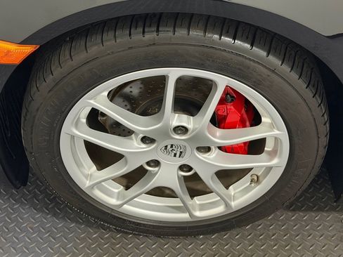 Used 2015 Porsche Cayman RWD image 18