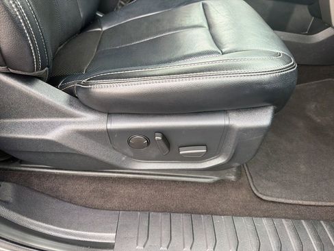 Used 2020 Ford F150 Lariat w/ Equipment Group 502A Luxury AWD/4WD image 34