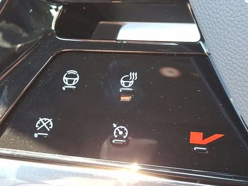New 2026 Cadillac Vistiq Premium Luxury w/ LPO, Floor Liner Package AWD/4WD image 13