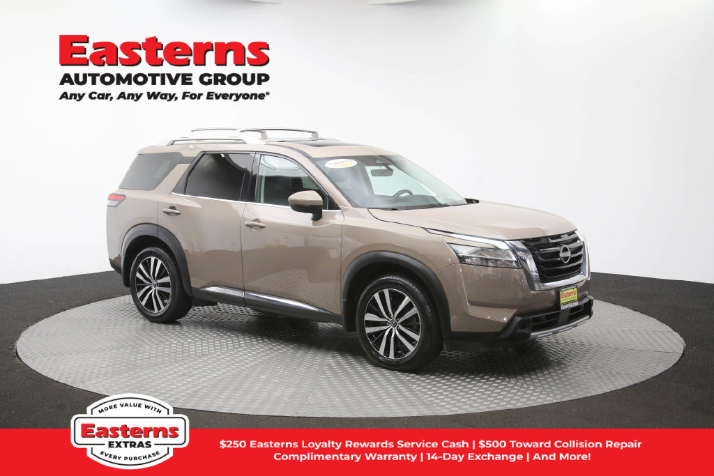 Used 2023 Nissan Pathfinder Platinum w/ Cargo Package AWD/4WD image 52