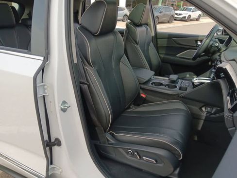 Used 2023 Acura MDX SH-AWD w/ Advance Package image 11