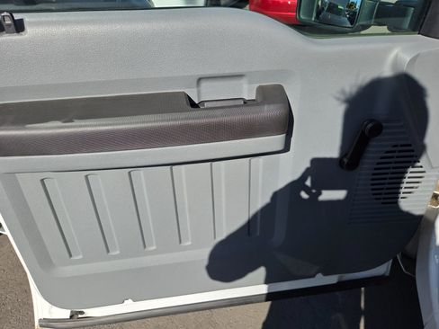 Used 2013 Ford F250 XL RWD image 7