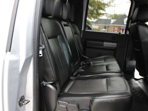 Used 2015 Ford F250 Lariat w/ Lariat Ultimate Package image 30